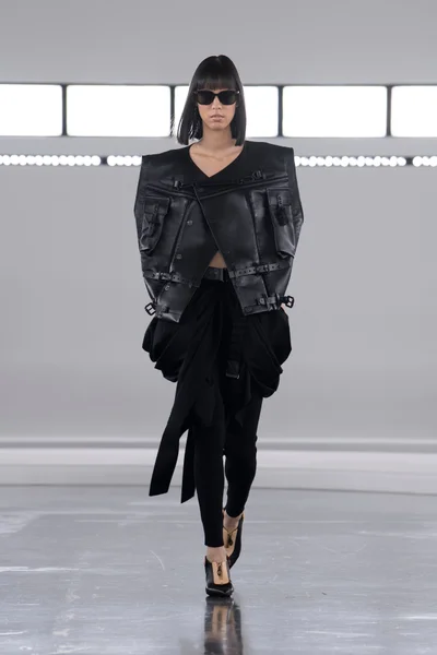 Look 49